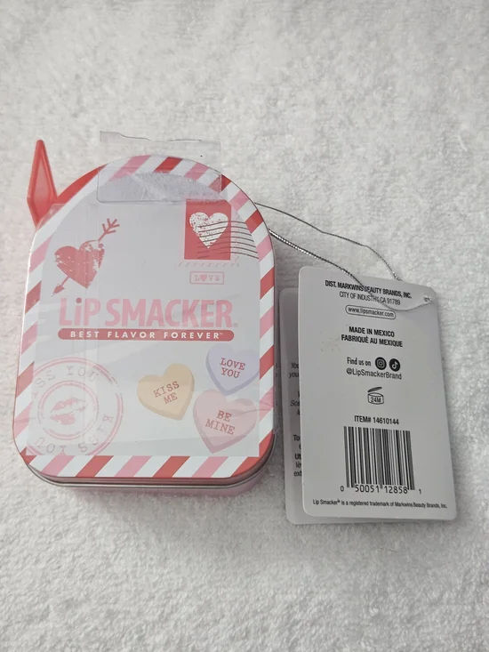 Lip Smacker Valentine's Day Trio Lip Balm Set With Metal Mini Mailbox Tin - Picture 4 of 5